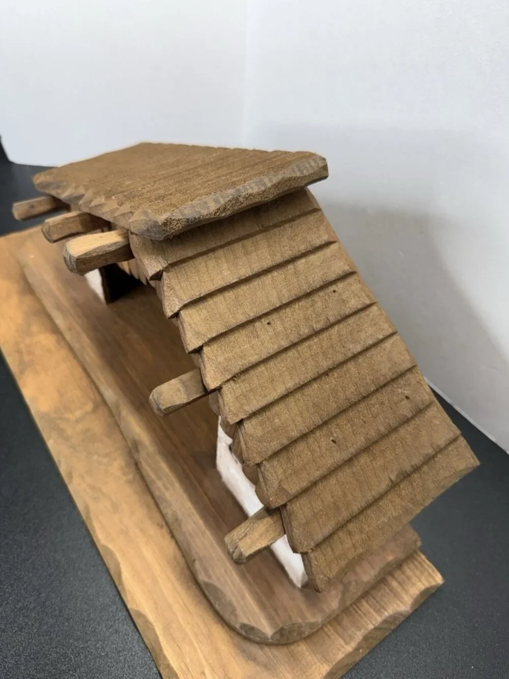 Goebel Maxcraft Nativity Stable Wood Stone Manger Scene 20” Long Made In USA